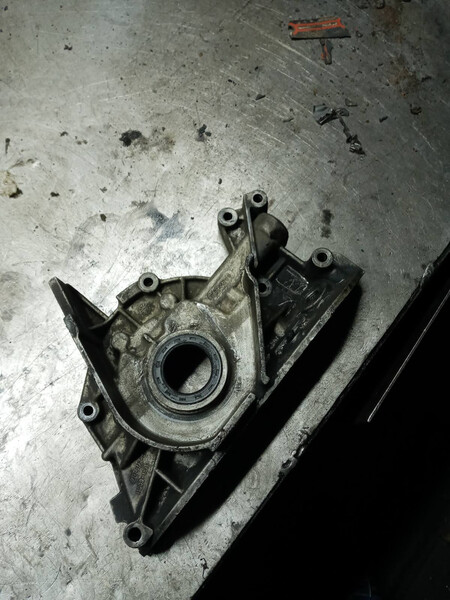 Масляный насос Fiat Tipo хэтчбек 1991 г.  1.9 л дизель Бердянск