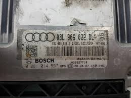 Електронний блок керування двигуном 03L906022DL   Audi A4