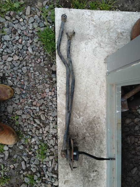 Кулиса в сборе на 1.6i, с мкпп Mazda 323  1993 хэтчбек 1.6 Бензин Киев