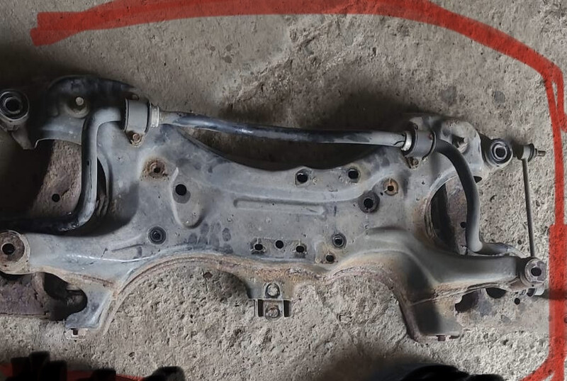 Подрамник Toyota Avensis  2008 универсал 2.2 Дизель Одесса