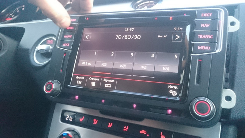 Навигатор штатный Volkswagen Jetta 6 2016 г.  1.6 л бензин Львов