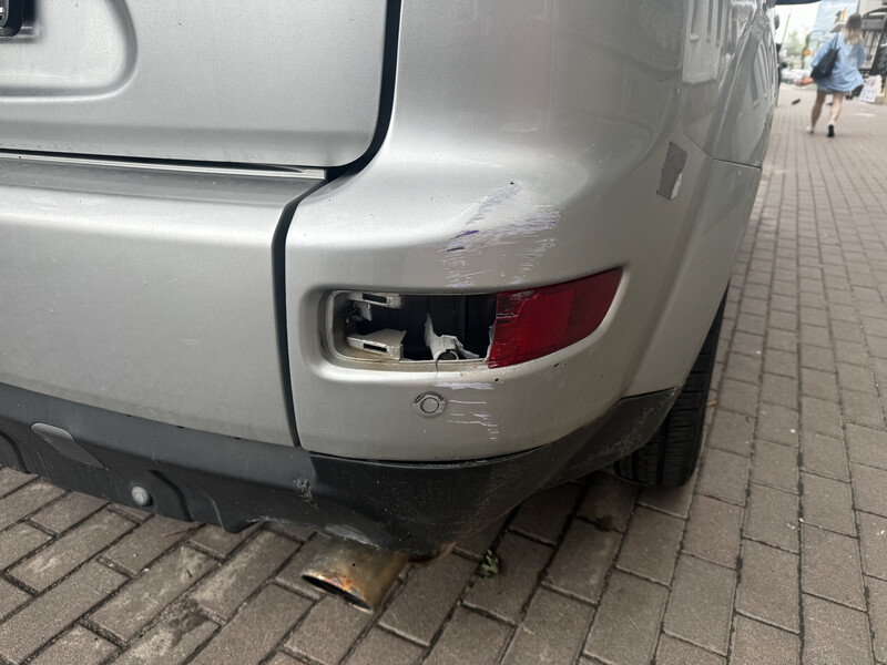 Отражатель задний Mitsubishi Outlander XL  2012 2.4 Бензин Киев