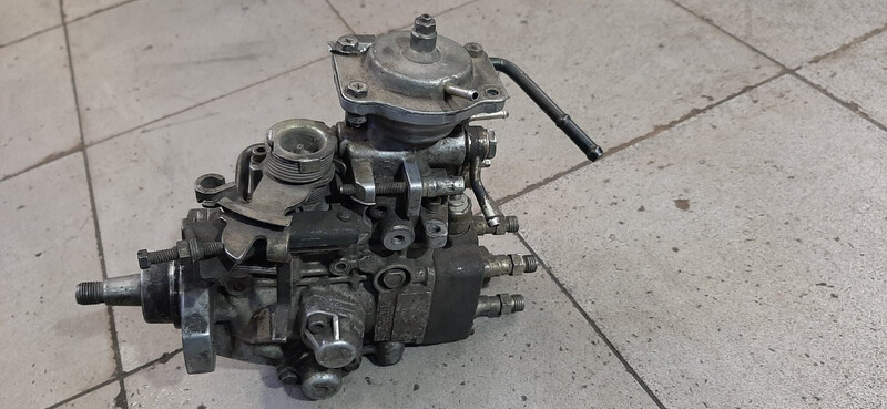 Топливный насос Hyundai H100 Паджеро 1 або 2 турбо 2000 2.5 Дизель Киев