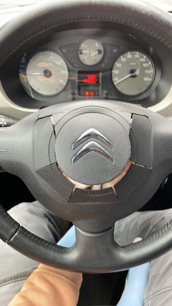 Подушка безопасности водителя Citroen Berlingo  2014 универсал 1.6 Дизель Ровно