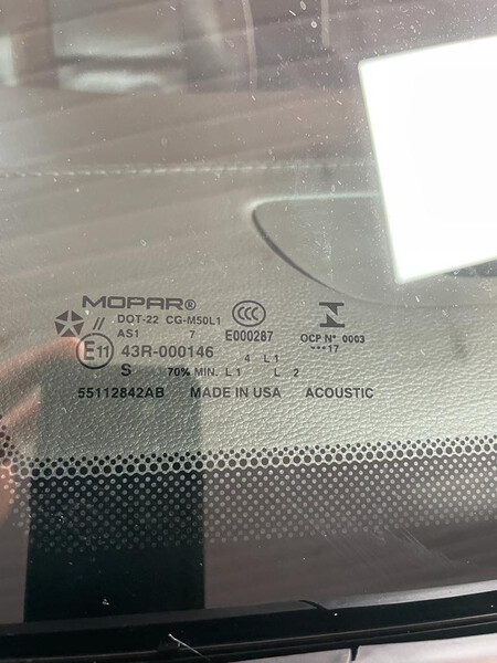 Стекло лобовое Jeep Grand Cherokee  2017 3.0 Дизель Харьков