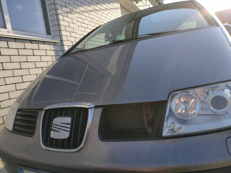 Решітка ліва верх Seat Alhambra  2003 универсал 1.9 Дизель Дубляны