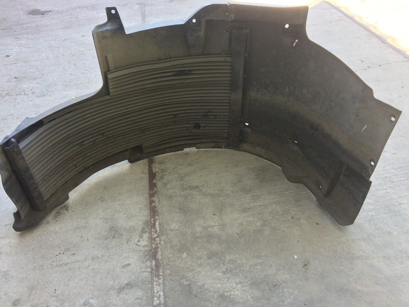 Подкрылок передний левый Mercedes Atego 2004 г.  Днепр