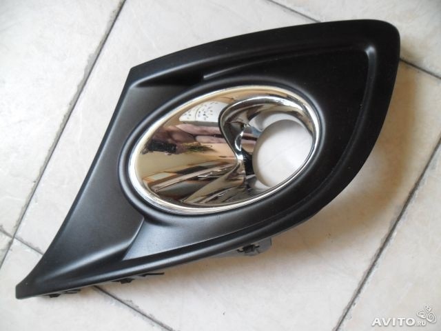 Рамка противотуманной фары Renault Logan 2  2013 1.5 Дизель Киев