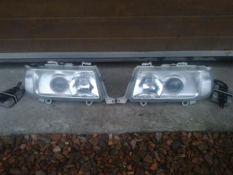 Фари передні Audi 80 B4  1994 2.6 Бензин Запоріжжя