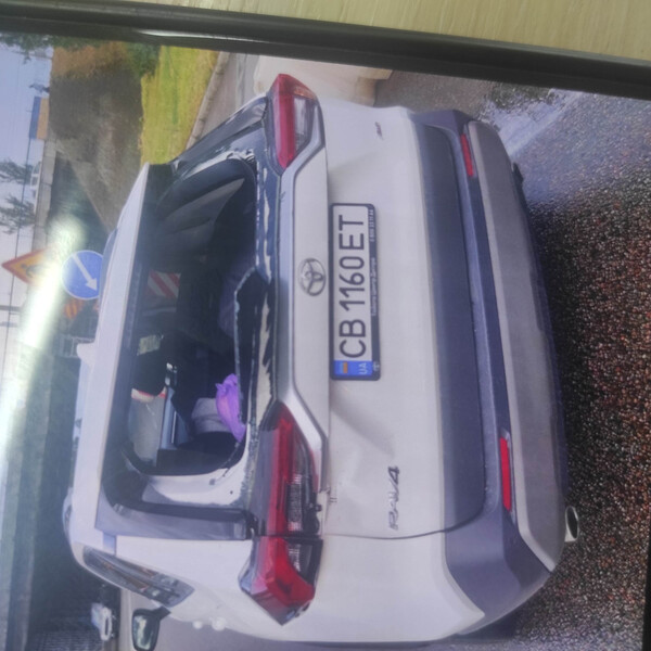 Крышка багажника голая 6700542650   Toyota RAV4