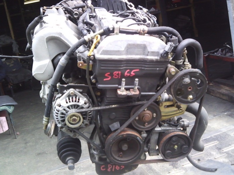 Боковая крышка ремня грм 2.0 fs Mazda 323  2003 2.0 Бензин Ивано-Франковск
