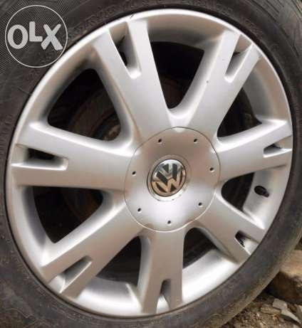Колесные титановые диски Volkswagen Touareg  2004 2.5 Дизель Артемовск