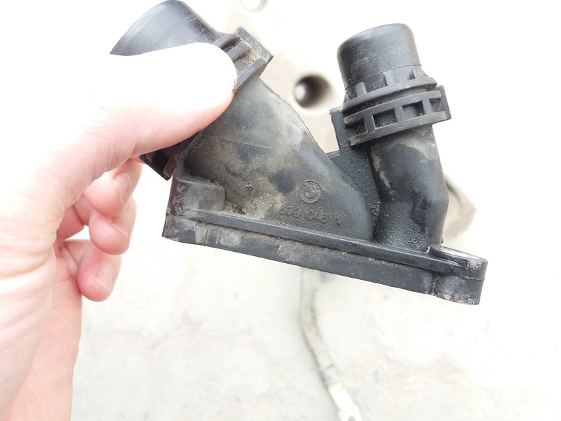 Тройник на систему охлаждения BMW X6 4.0d 2012 хетчбек 3.0 Дизель 