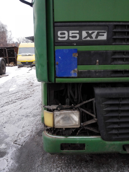 Накладка бампера DAF 95  2001 12.6 Дизель Черкассы