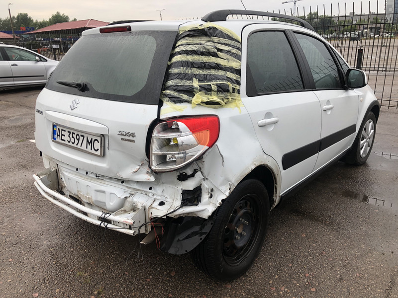 Кришка багажника гола Suzuki SX4  2014 хетчбек 1.6 Бензин 