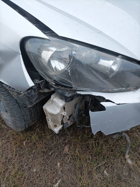 Фара передняя Volkswagen Golf универсал 2012 г.  2.0 л дизель Львов