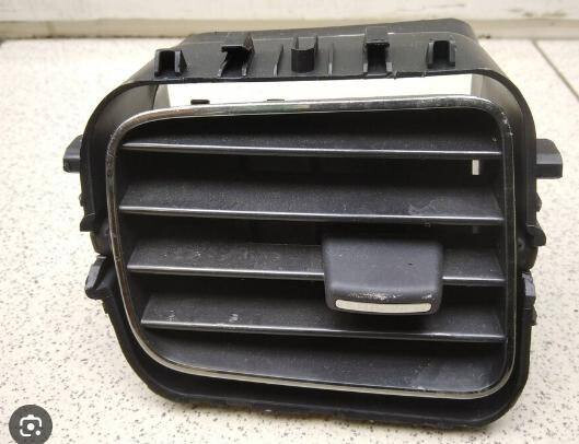 Дефлектор Renault Logan 2 2016 г.  1.2 л бензин Днепр