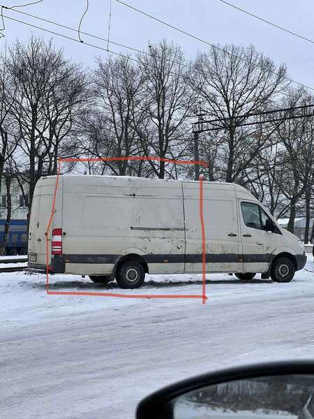 Права сторона кузова Mercedes-Benz Sprinter  2011 2.2 Дизель Львов