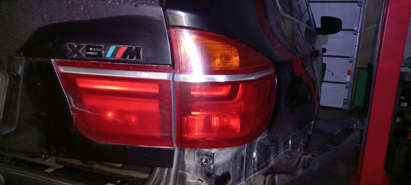 Задние фонари BMW X5 E70 2012 г.  3.0 л дизель Ровно