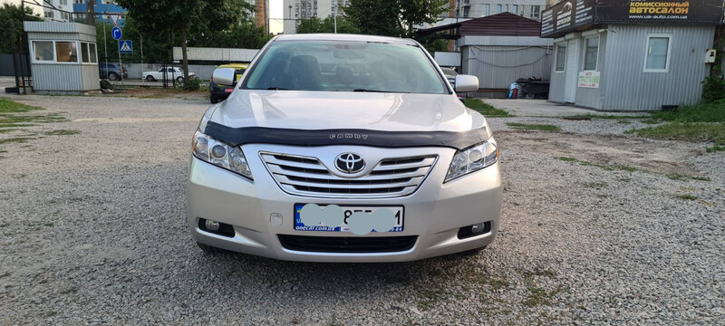 Капот Toyota Camry 40 2008 г.  2.4 л бензин Киев