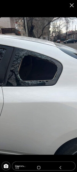 Заднее левое стекло Nissan Altima купе 2012 купе 2.5 Бензин Николаев