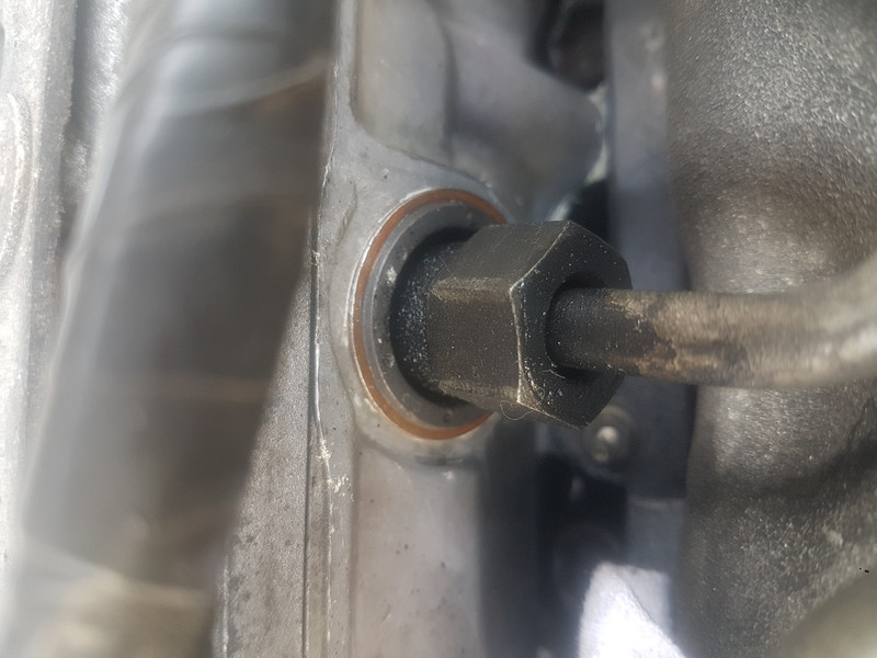 Уплотнитель форсунок Mazda 6 универсал 2004 г.  2.0 л дизель Одесса