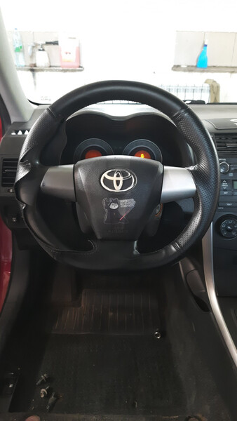 Кермо Toyota Corolla E150  2011 1.6 Бензин 