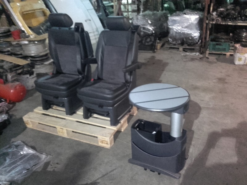 Сидушки Volkswagen T5 (Transporter) 2012 г.  2.0 л дизель Киев