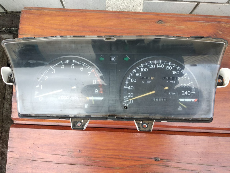 Панель приборов с тахометром до 9000 об Mitsubishi Galant 6  1989 1.8 Бензин Новая Каховка