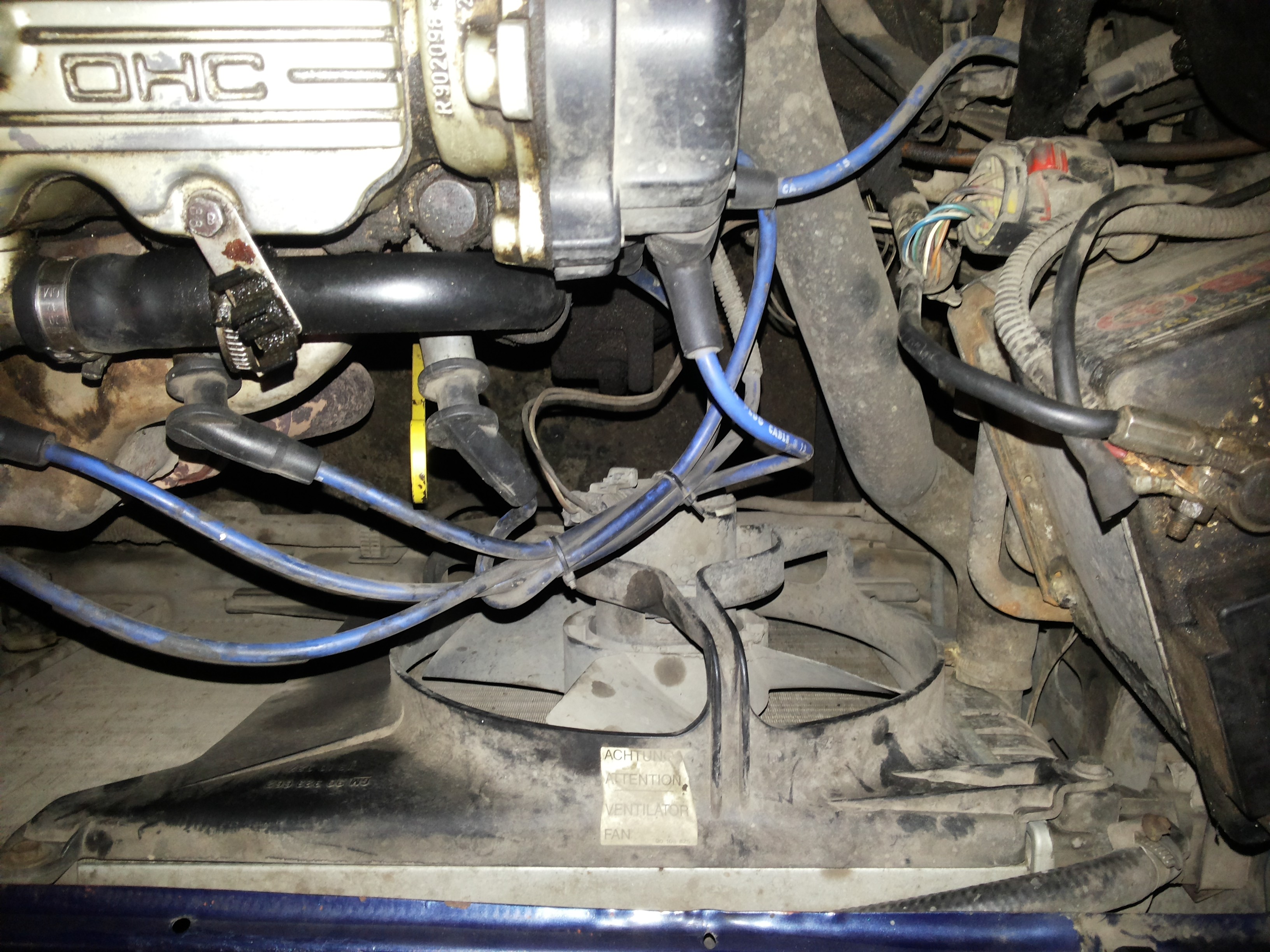 Вентилятор радиатора 90108825   Opel Vectra