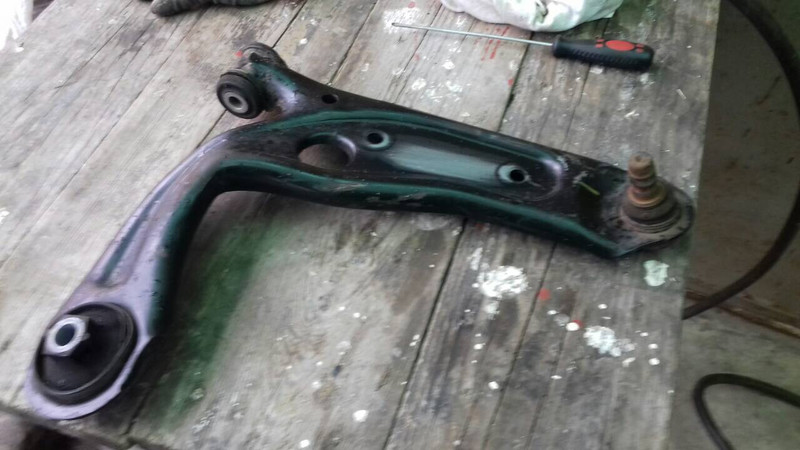 Важіль нижній Fiat 500  2015 1.4 Бензин 