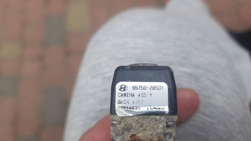 Камера заднего вида 95750-28501   Hyundai Santa FE