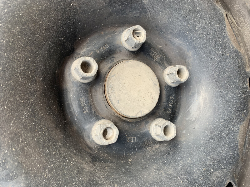 Ковпачок маточини ступиці переднього моста Volkswagen Polo  2009 хетчбек 1.2 Бензин Львів