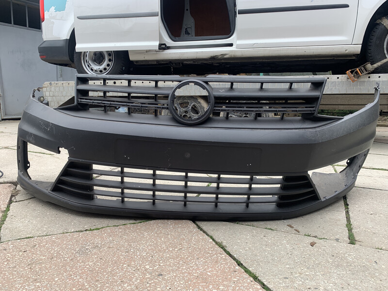 Накладка бампера Volkswagen Caddy 4  2019 2.0 Дизель Мукачево