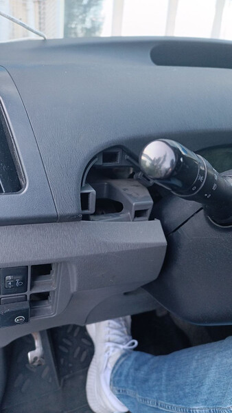 Декор салону Toyota Prius  2001 2.0 Гибрид Київ