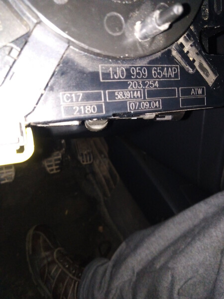 Датчик ESP Volkswagen Passat B5 1998 г.  1.9 л дизель Ровно