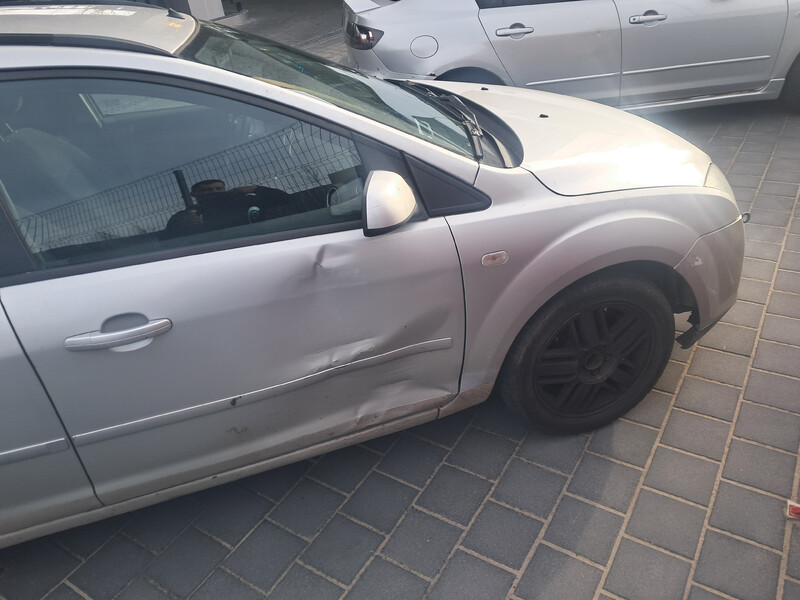 Двери передние правая Ford Focus 2  2005 универсал 2.0 Дизель Киев