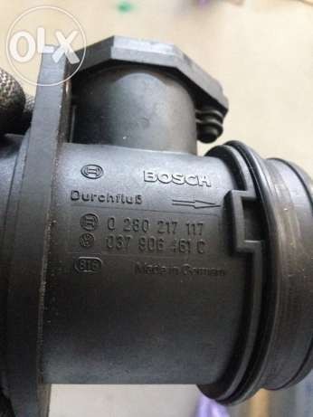 Расходомер воздуха 037906461C   Audi A6, Skoda Octavia, Skoda Octavia Tour, Volkswagen Caddy, Volkswagen Passat, Volkswagen Sharan
