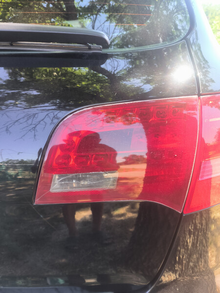 Задний фонари на ляду пара Audi A6 Универсал 2005 универсал 3.0 Дизель Умань