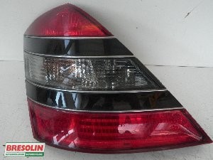 Ліхтар задній лівий 2218200166   Mercedes S-Class