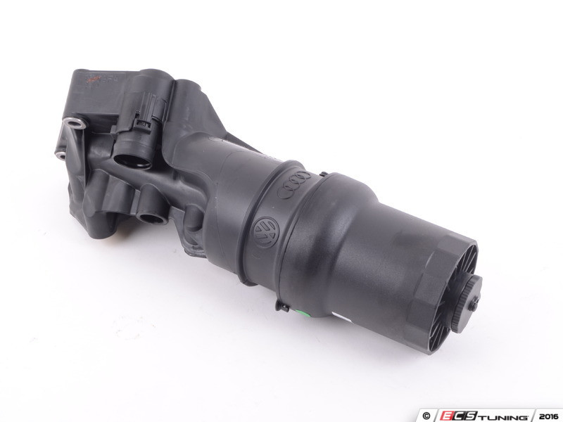 Кронштейн масляного фільтра Volkswagen Beetle  2013 хетчбек 2.5 Бензин 