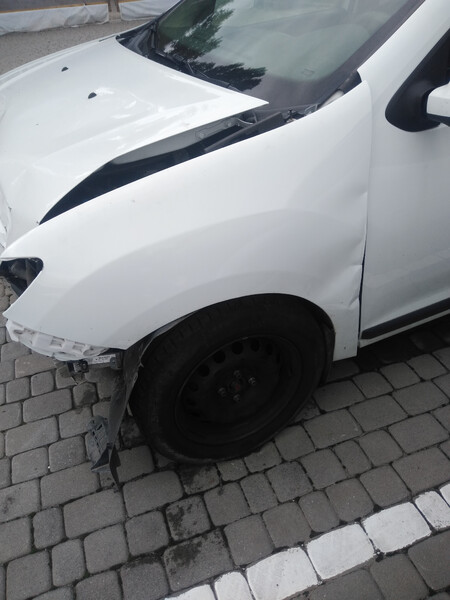 Крило переднє Renault Logan 2 2017 р.  0.9 л бензин Рівне