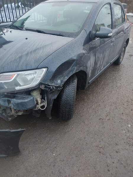 Крило ліве і бампер голий Dacia Logan  2019 1.5 Дизель Львов