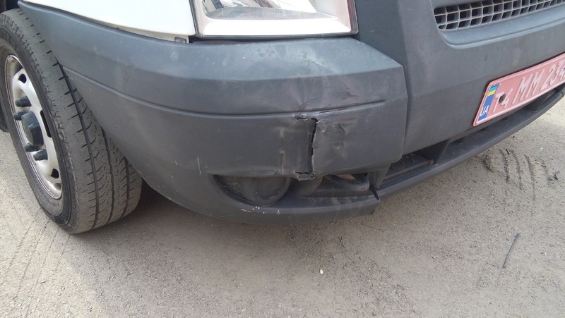 Бампер передний (правая часть) Ford Transit 100T260 2012 2.2 Дизель Черкассы