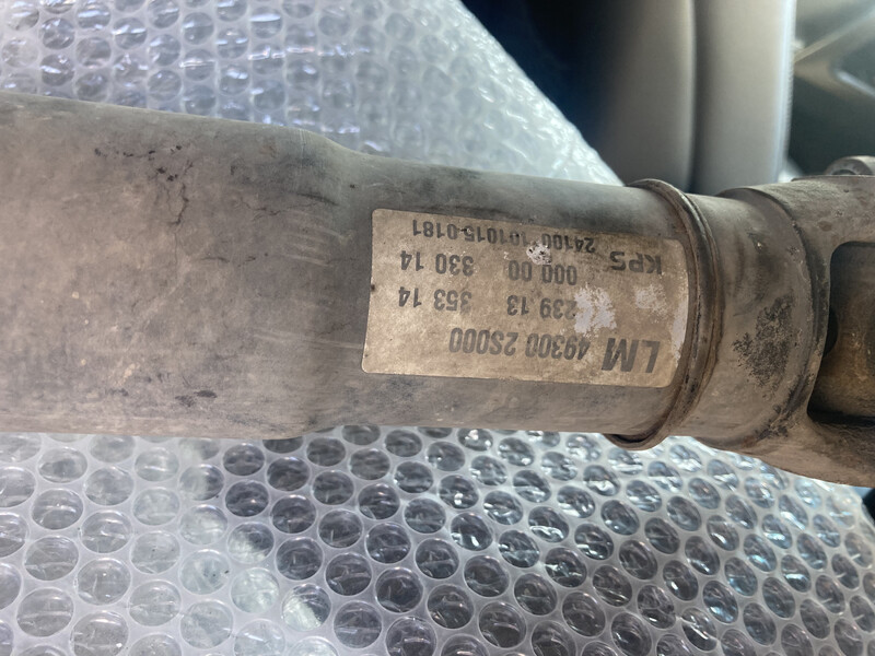 Карданний вал Hyundai ix35  2012 2.0 Бензин 