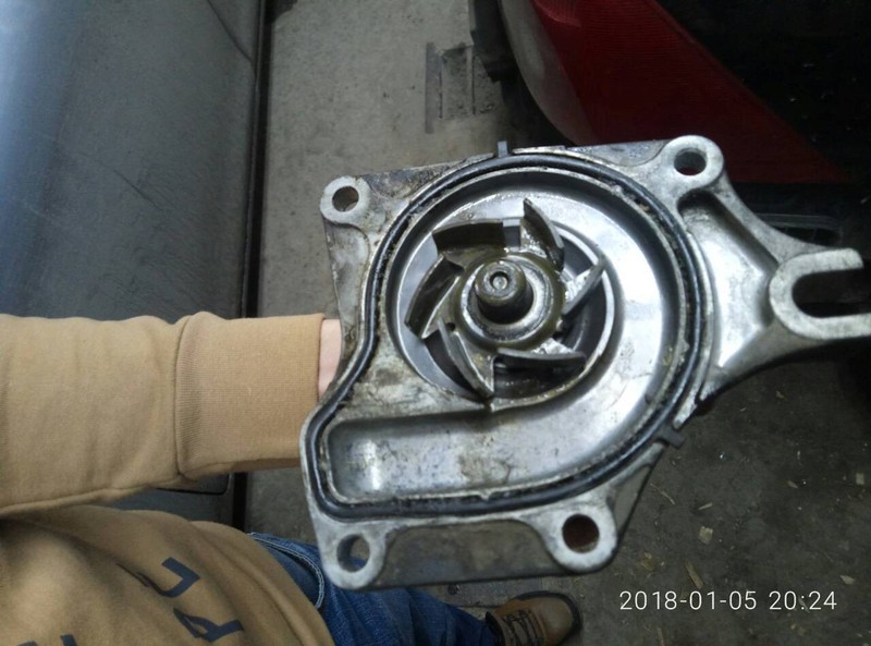 Помпа Mazda 3 BK 2004 г.  1.6 л бензин Харьков