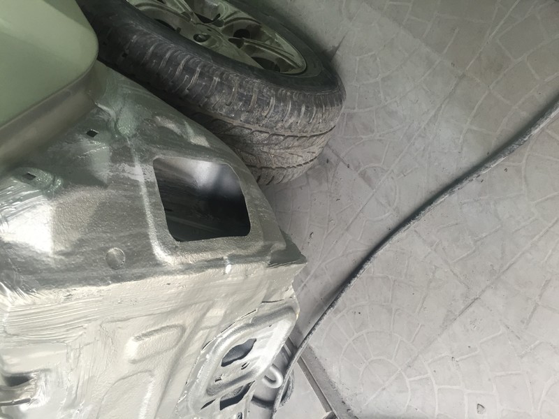 Воздуховод под задним бампером Nissan Tiida C11  2008 хетчбек 2.0 Бензин 