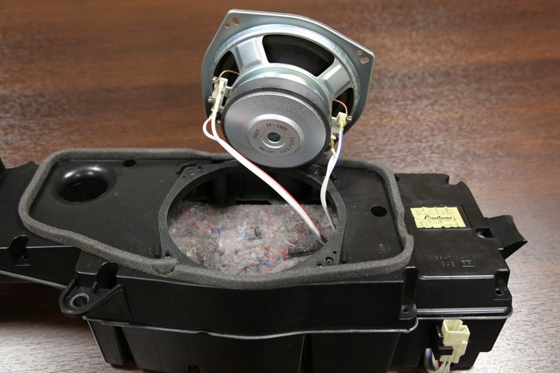 Динамік автомагнітоли Toyota Land Cruiser vx 2005 4.2 Дизель Одеса