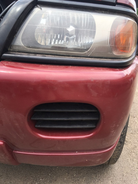 Решітка в бампер Mitsubishi Montero 2001 р.  3.0 л бензин Тернопіль