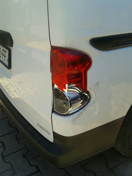 Фара задняя правая Nissan Vanette sl 2009 универсал 1.6 Бензин Киев